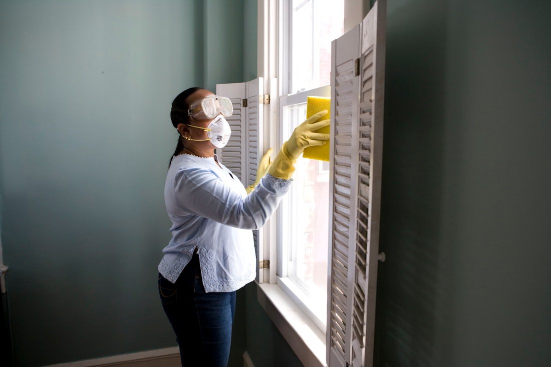 Elite pest technician at work